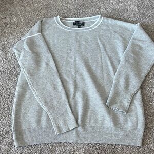 Banana Republic Wool/Cashmere Grey Sweater - M